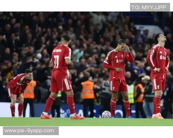 风暴天气致利物浦球迷前往斯坦福桥遭遇阻碍和延误